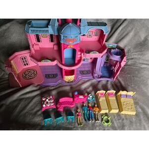 Fisher-price Sweet Streets Hotel with accessories